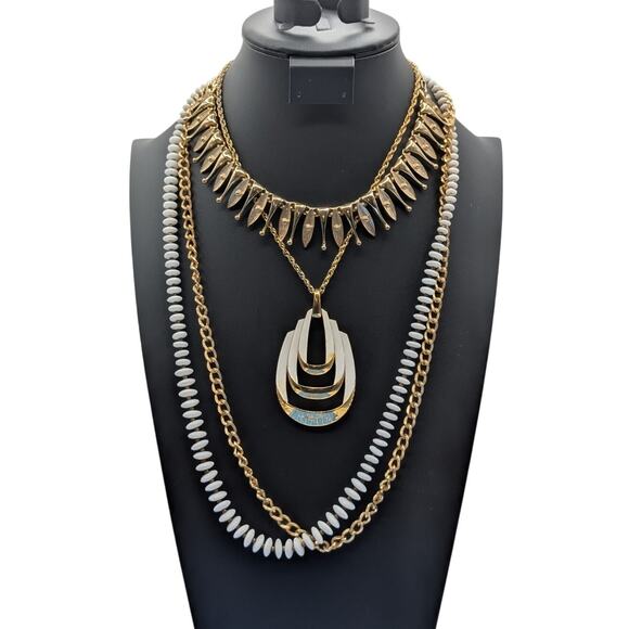 Lot of Four Gold Tone & White Theme Vintage Necklaces - Picture 1 of 11